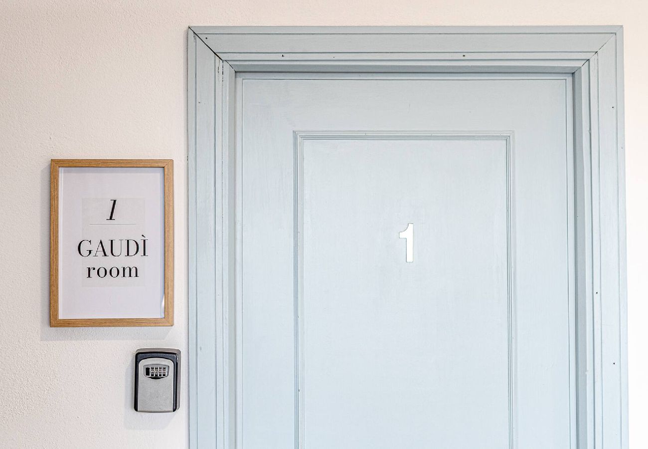 Alquiler por habitaciones en Alghero - Barceloneta rooms- Stanza Gaudì